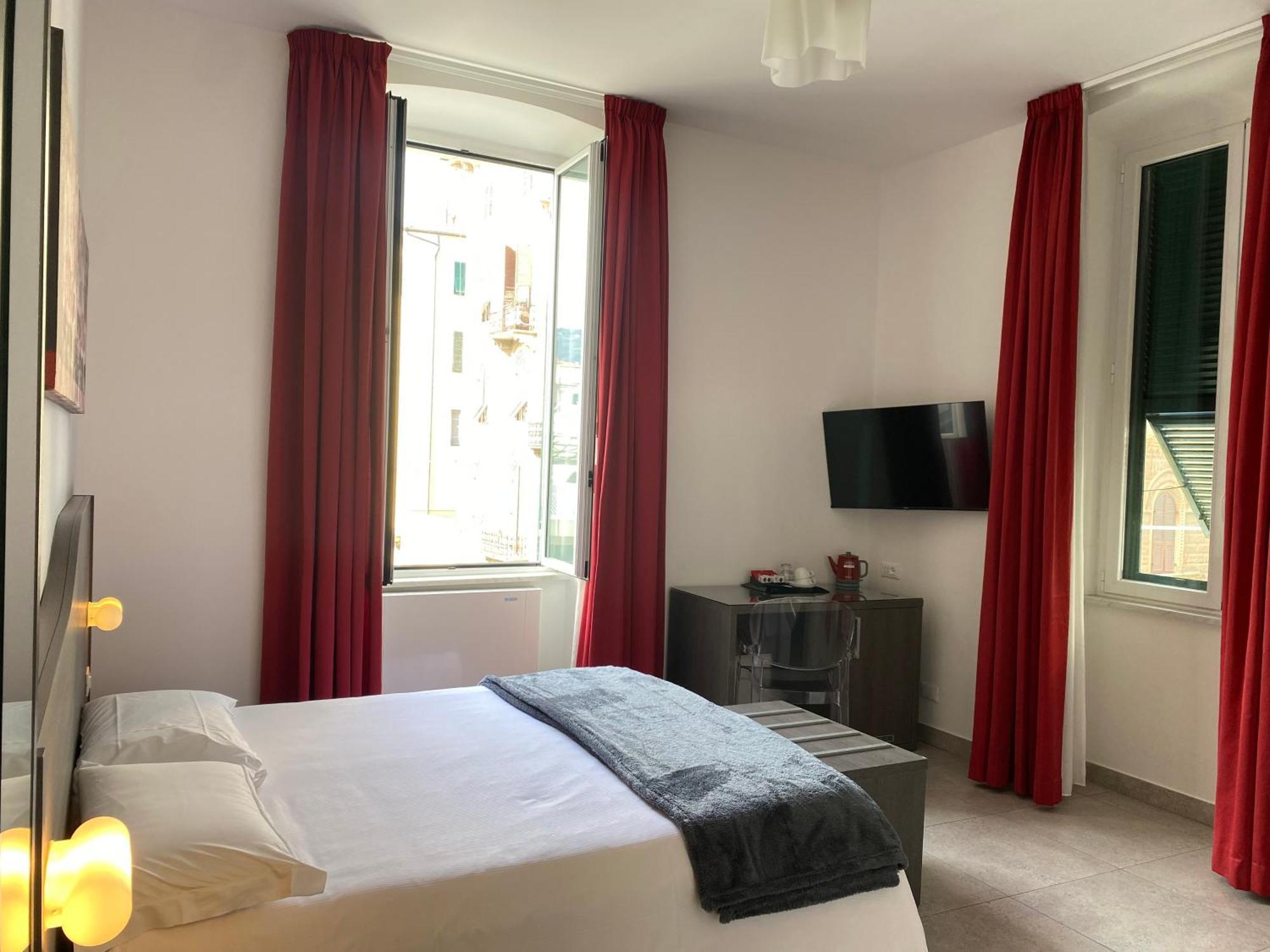 54 Rosselli Rooms La Spezia Zewnętrze zdjęcie