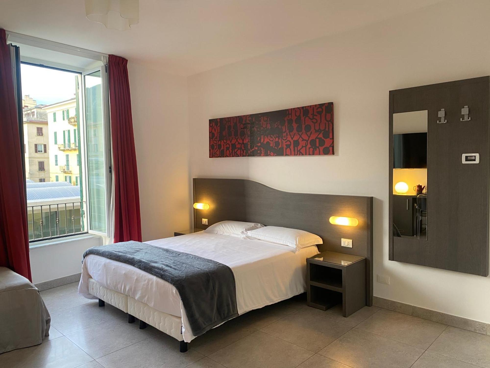54 Rosselli Rooms La Spezia Zewnętrze zdjęcie
