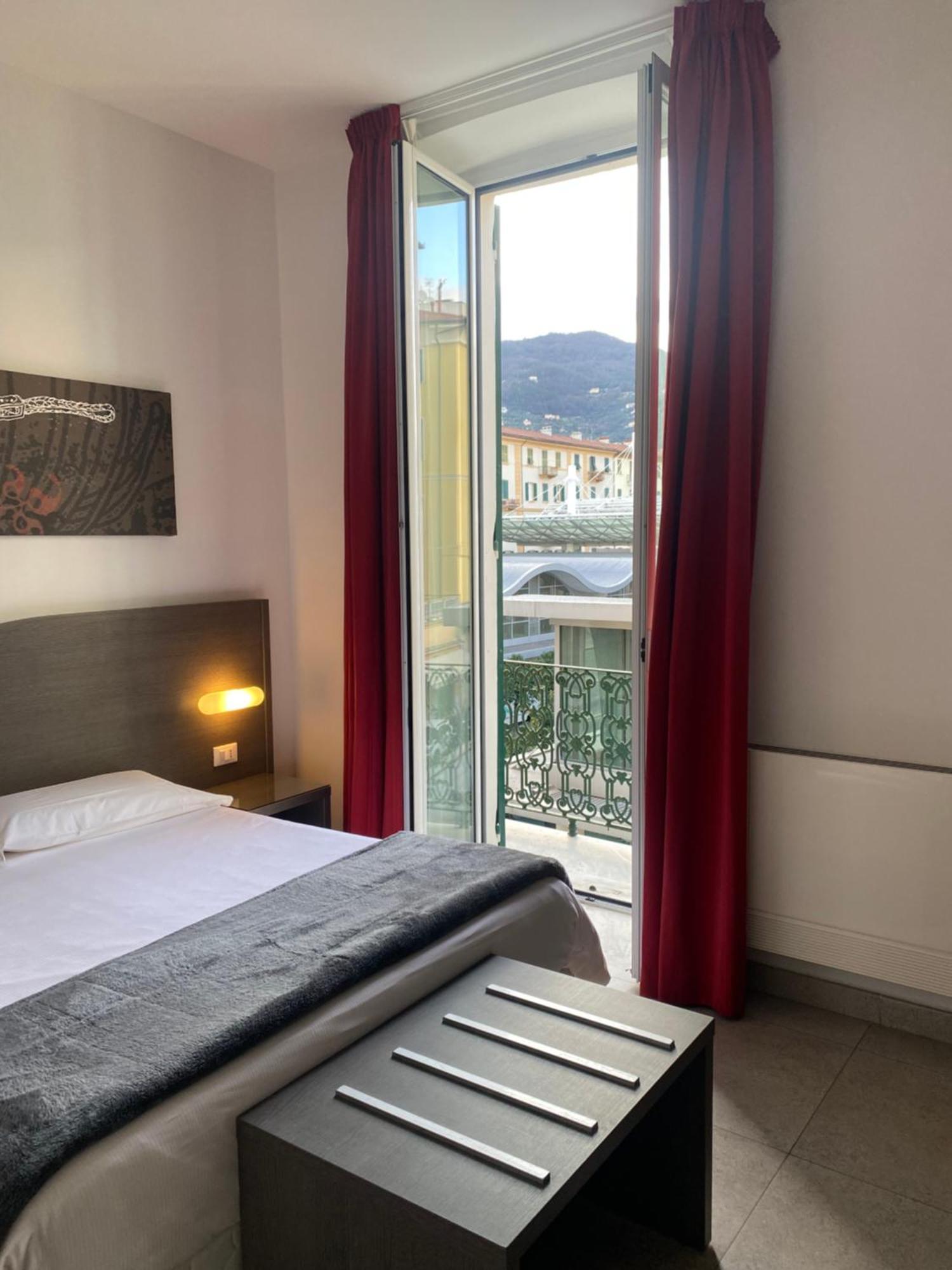 54 Rosselli Rooms La Spezia Zewnętrze zdjęcie