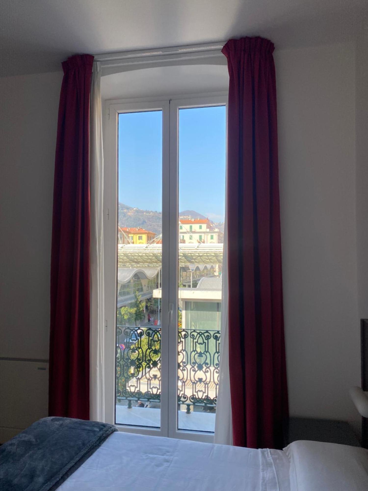 54 Rosselli Rooms La Spezia Zewnętrze zdjęcie